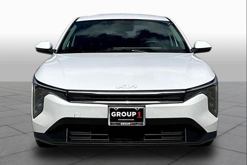 Snow White Pearl 2025 Kia K4 LXS