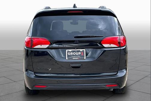 2020 Chrysler Pacifica Touring-L Plus