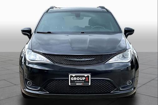 2020 Chrysler Pacifica Touring-L Plus