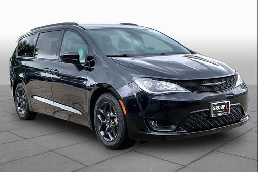 2020 Chrysler Pacifica Touring-L Plus
