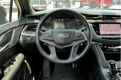 2021 Cadillac XT5 Sport