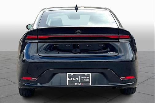 2025 Toyota Prius XLE