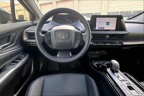 2025 Toyota Prius XLE