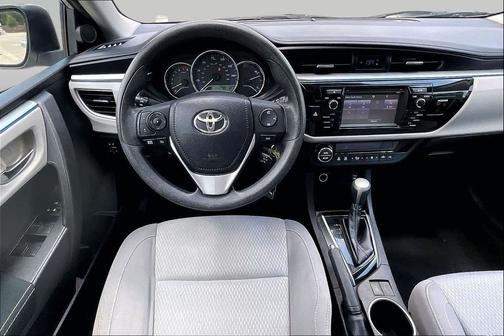 Classic Silver Metallic 2016 Toyota Corolla LE
