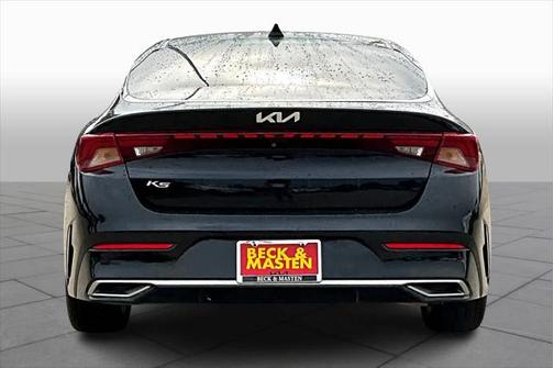 2022 Kia K5 LXS