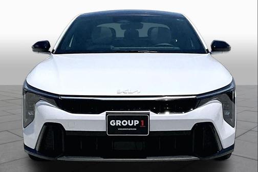 Snow White Pearl 2025 Kia K4 GT-Line