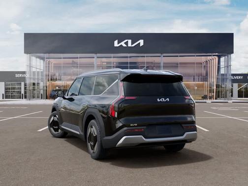 Ebony Black 2026 Kia EV9 Wind