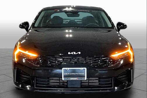 Aurora Black Pearl 2025 Kia K5 EX