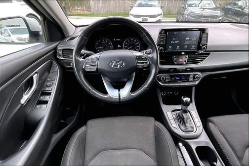 Symphony Air Silver 2018 Hyundai Elantra GT Base
