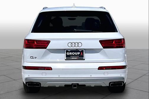 Glacier White Metallic 2019 Audi Q7 55 Prestige