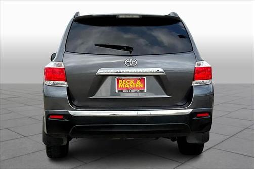 2013 Toyota Highlander SE