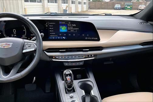 2024 Cadillac XT4 Luxury