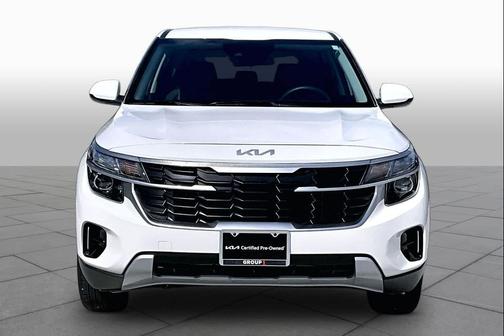 Snow White Pearl 2026 Kia Seltos LX