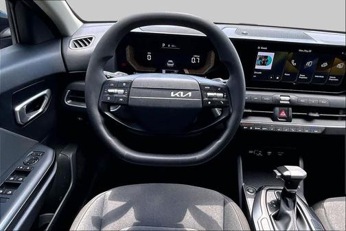 Aurora Black Pearl 2025 Kia K4 LX