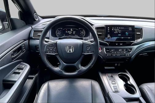 Crystal Black Pearl 2023 Honda Passport AWD EX-L