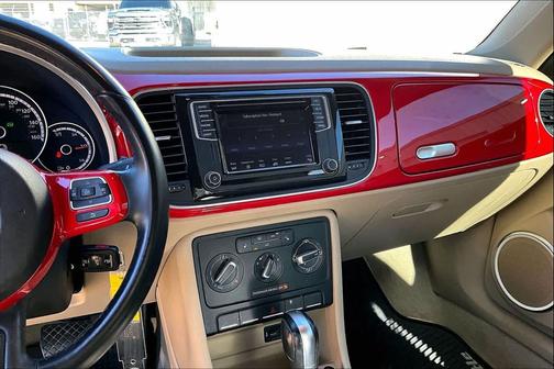 2016 Volkswagen Beetle 1.8T SE