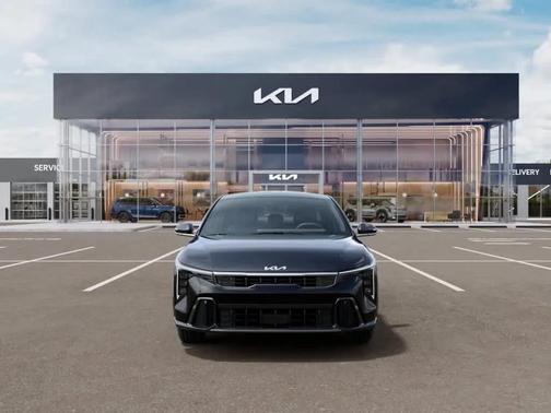 Aurora Black Pearl 2026 Kia K4 GT-Line