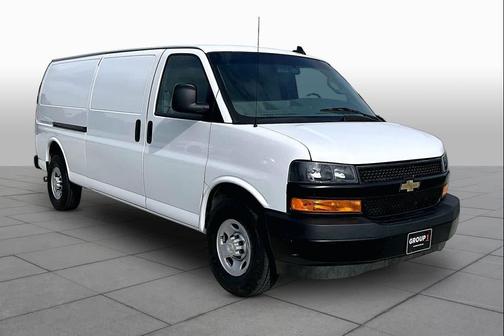 2023 Chevrolet Express 2500 LT
