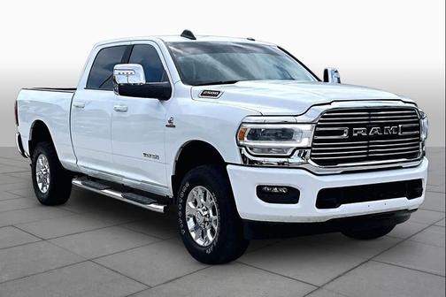 Bright White Clearcoat 2024 RAM 2500 Laramie Crew Cab 4x4 6'4' Box