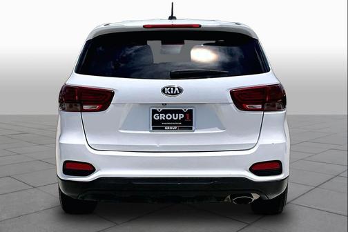 Snow White Pearl 2019 Kia Sorento LX