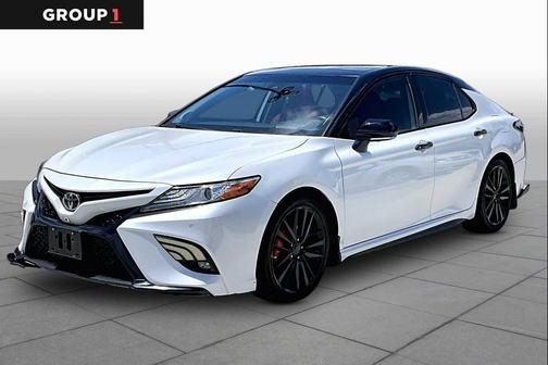 Wind Chill Pearl 2020 Toyota Camry XSE