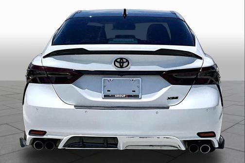 Wind Chill Pearl 2020 Toyota Camry XSE