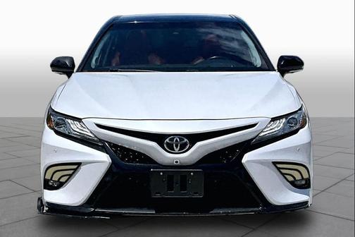 Wind Chill Pearl 2020 Toyota Camry XSE