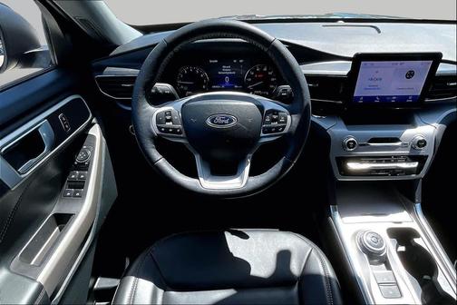 Carbonized Gray Metallic 2023 Ford Explorer XLT
