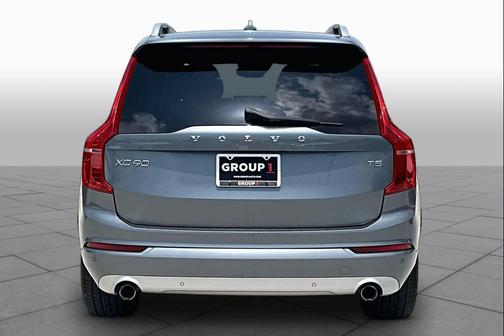 Osmium Grey Metallic 2018 Volvo XC90 T5 Momentum