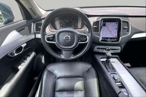 Osmium Grey Metallic 2018 Volvo XC90 T5 Momentum