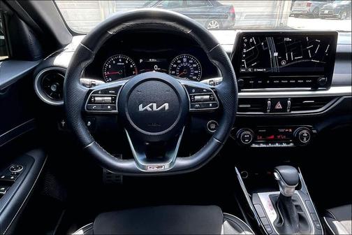 Aurora Black 2024 Kia Forte GT-Line