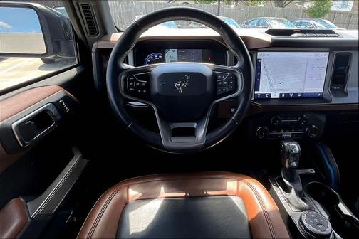 Shadow Black 2022 Ford Bronco Outer Banks