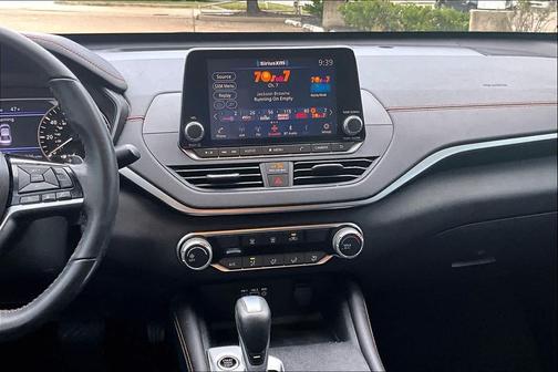 2020 Nissan Altima SR FWD