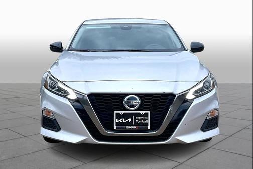 2020 Nissan Altima SR FWD