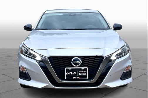 2020 Nissan Altima SR FWD