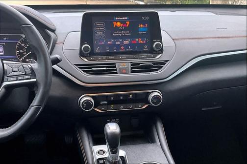 2020 Nissan Altima SR FWD