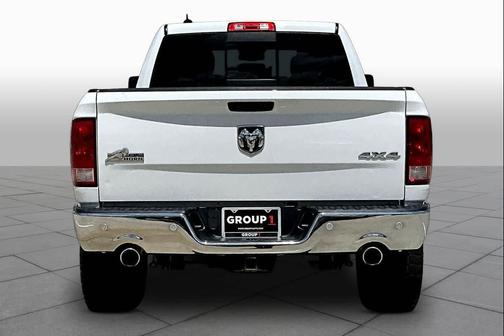 Bright White Clearcoat 2019 RAM 1500 Big Horn