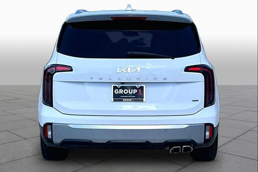 Glacial White Pearl 2023 Kia Telluride SX