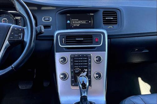 2017 Volvo V60 T5 Premier