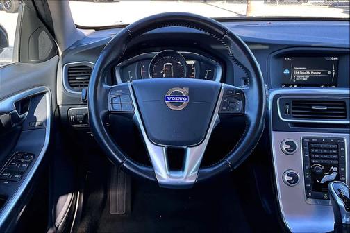 2017 Volvo V60 T5 Premier
