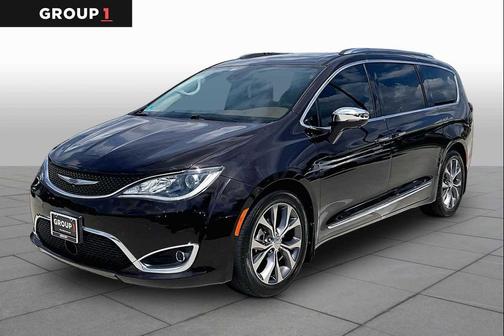 Dark Cordovan Pearlcoat 2017 Chrysler Pacifica Limited