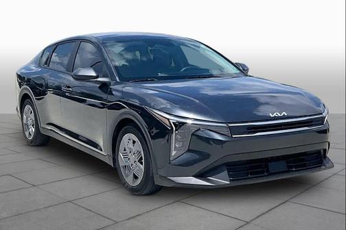 Interstellar Gray 2025 Kia K4 LX