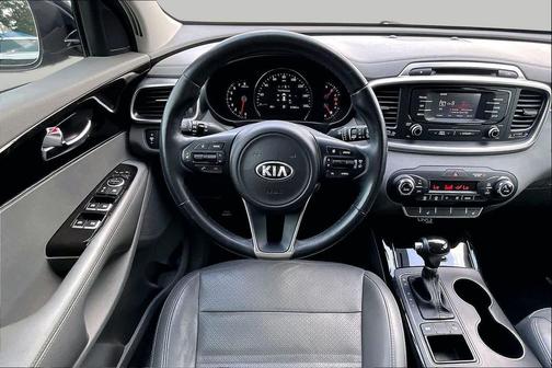 Platinum Graphite 2016 Kia Sorento EX