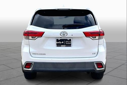 2017 Toyota Highlander LE Plus