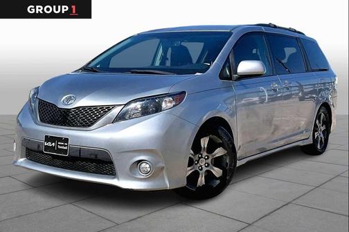 2012 Toyota Sienna SE