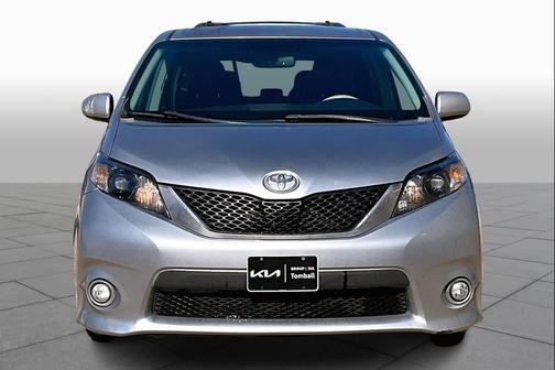 2012 Toyota Sienna SE