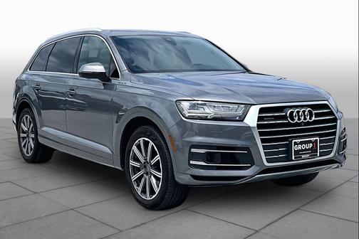 Graphite Gray Metallic 2017 Audi Q7 3.0T Premium
