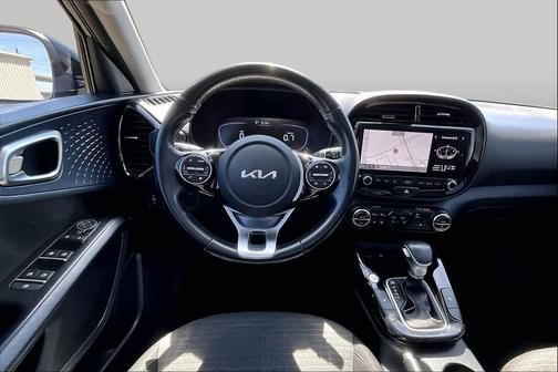 Fusion Black 2023 Kia Soul EX