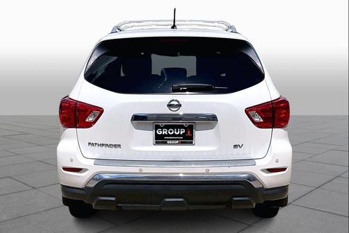 Pearl White 2017 Nissan Pathfinder SV