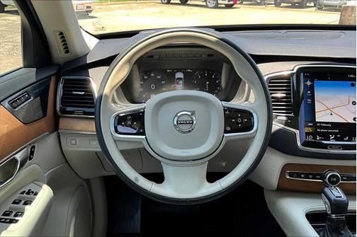 2020 Volvo XC90 T6 Inscription